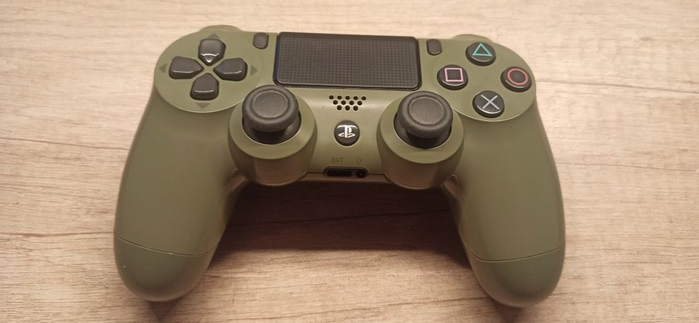 Pad dual shock 4 CoD WWII V2 DualShock 4 Green Camouflage