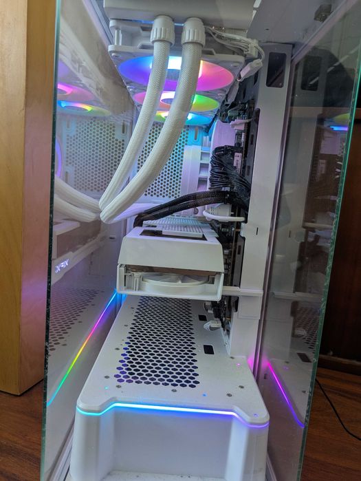 PC Gaming RX 9070 XT Ryzen 7 9800X3d