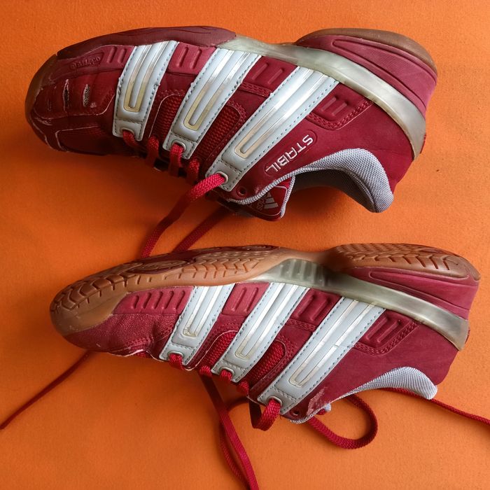 Adidas STABIL , buty halówki. Rozmiar 38-39 . Wkładka 24,5 cm.