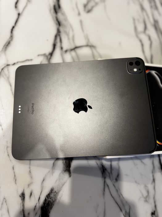 Планшет Apple iPad Pro 11" 2024 Wi-Fi M4