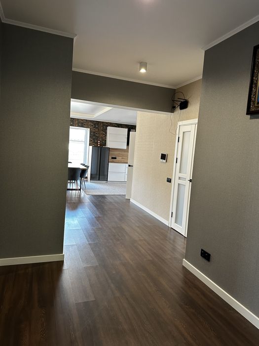 Будинок з Ремонтом та меблями в Бучі, район нової забудови