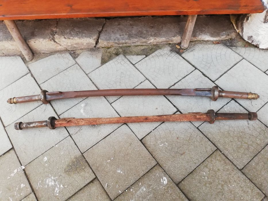 Stara oś pod karetę