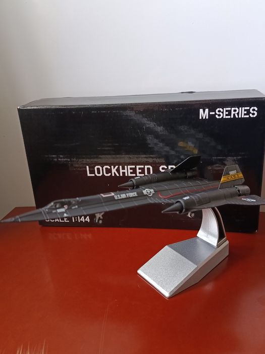 Lockheed SR -71 Blackbird модель 1: 144
