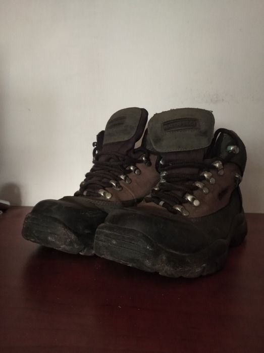 Черевики для підлітка 40-41р. Устілка 25.5см.