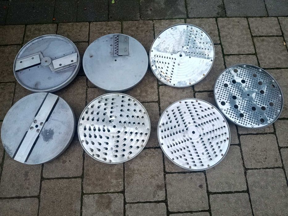 Szatkownica spomasz  + mieszałka
