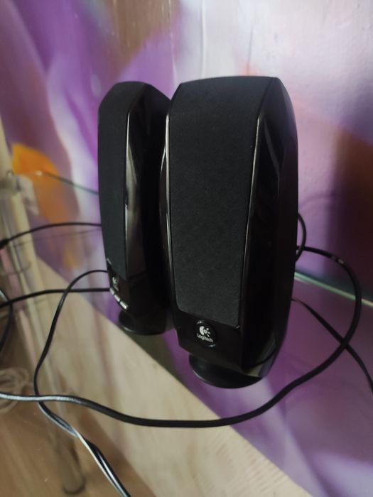 Музичні колонки в хорошому стані