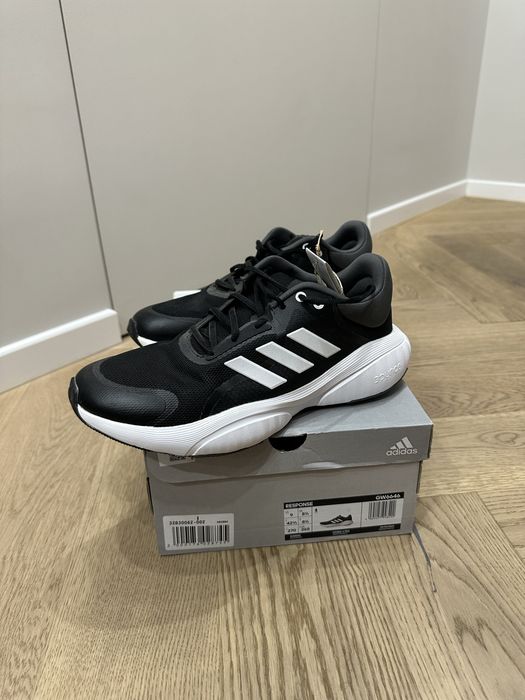 Adidas response czarne, rozmiar 42 2/3