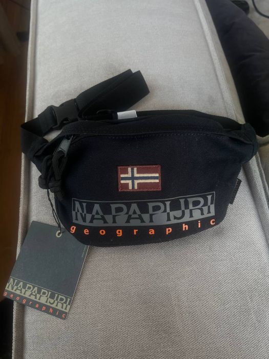 Сумка на пояс Napapijri Нова
