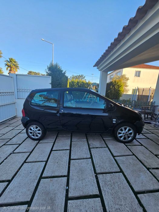 Twingo Initiale 1.2 16V – Versão especial, pele, AC e apenas 123 mil km