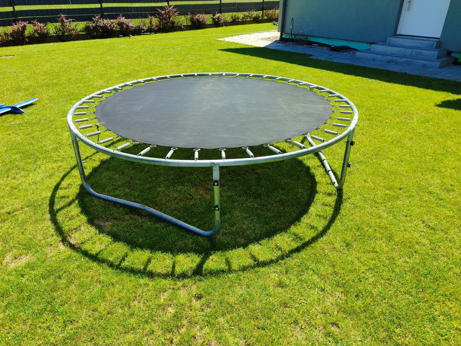 Trampolina średnia 241cm