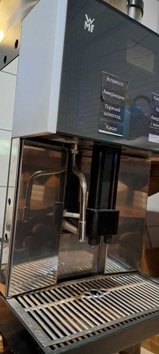 Продам кофе машину б/у