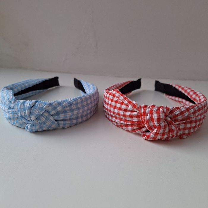 Обруч в клітинку блакитний та червоний