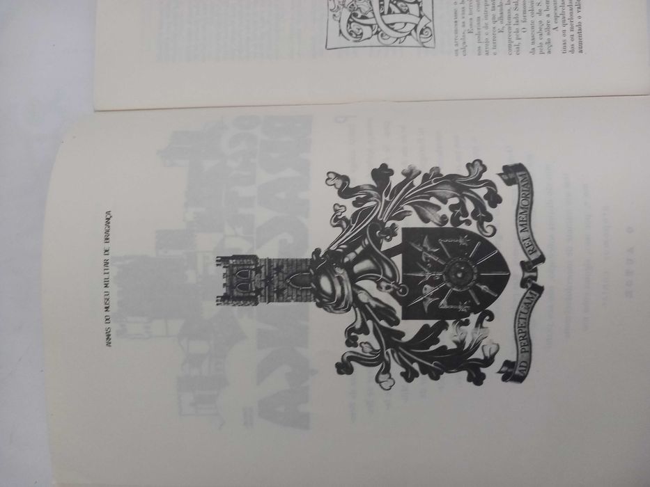 O Castelo de Bragança - António José Teixeira