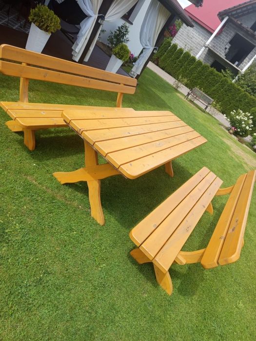 Zestaw ogrodowy z drewna