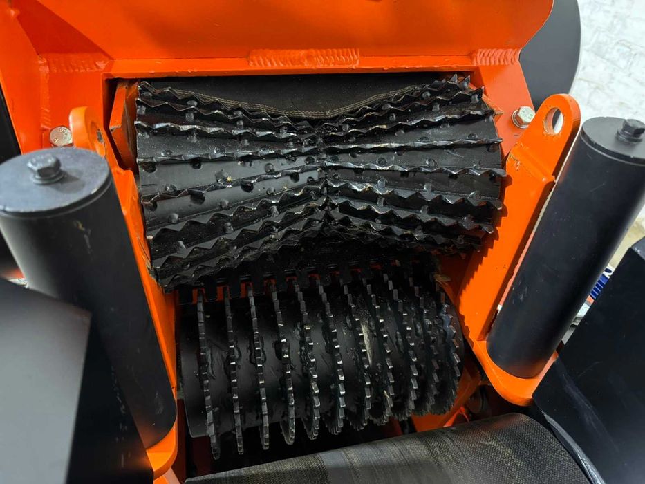 Дробилка бревен в тырсу ДБТ 200