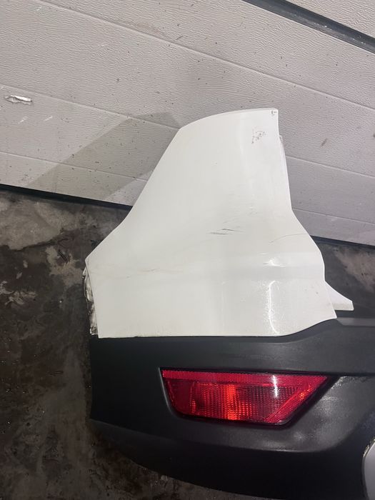 Zderzak tylny tył 5D Ford Kuga MK2
