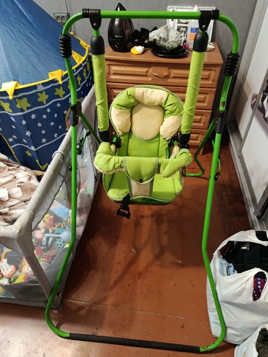 Продам качелю дитячу