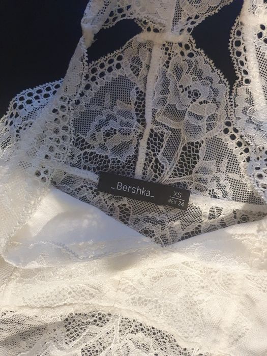 Top Bershka Branco