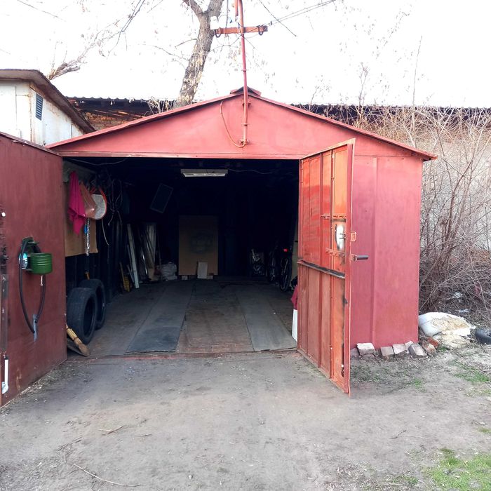 Сдам или продам железный гараж