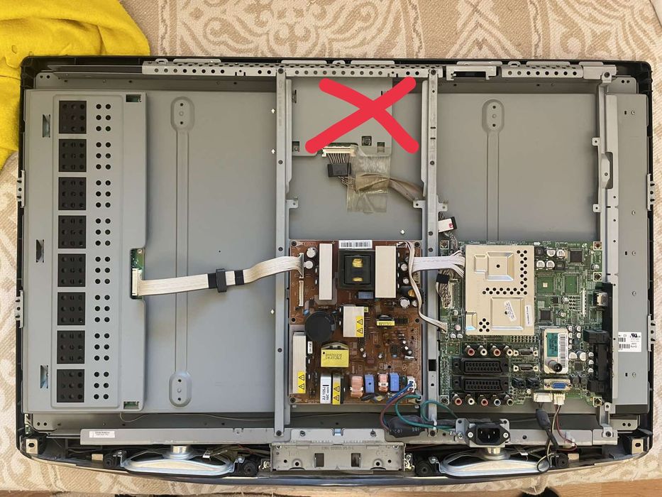 Деталі Телевізора Samsung LE32R82BX, на деталі