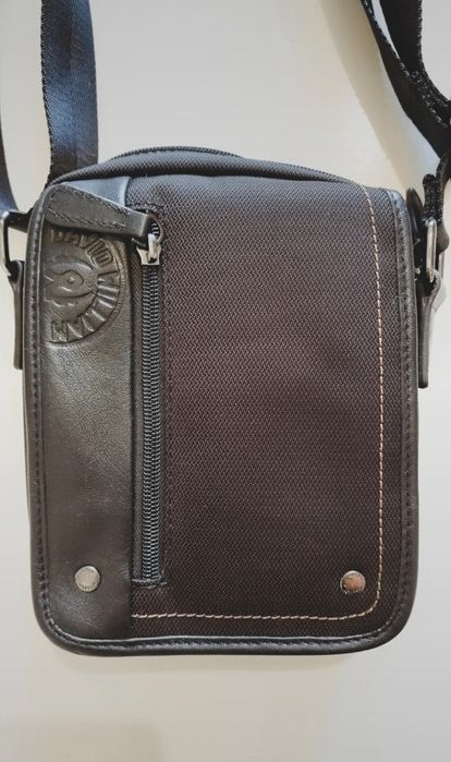 Bolsa de Ombro NOVA Original William David