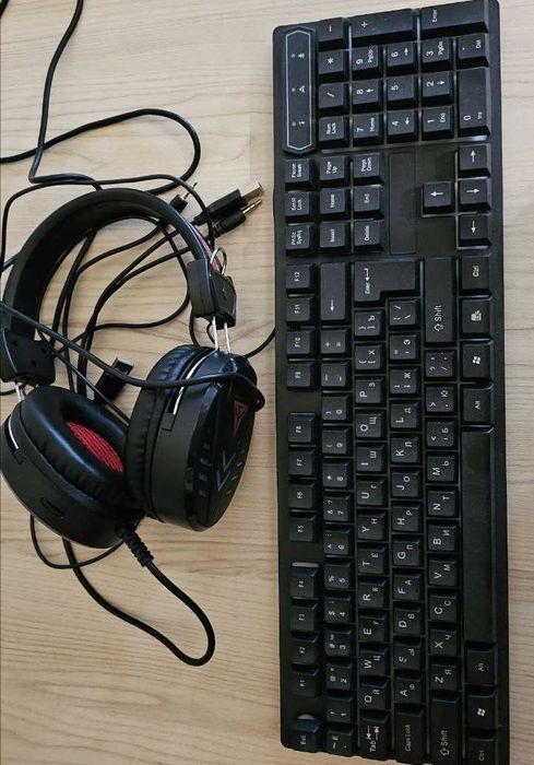 Набір для геймерів! Клавіатура, мишка, навушники. В подарунок килимок!