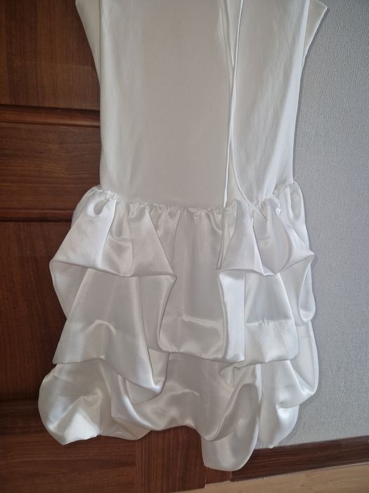 Гарне плаття на випускний