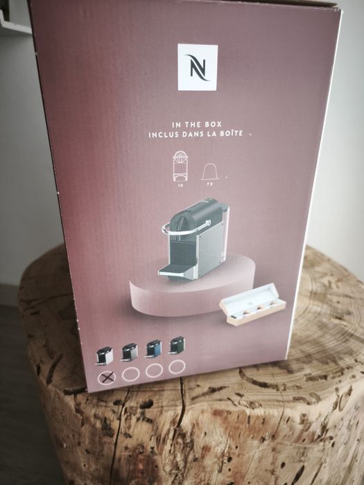 Máquina Nespresso Pixie