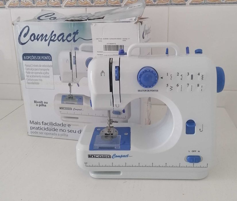Máquina costura portátil Incasa 220v e pilhas