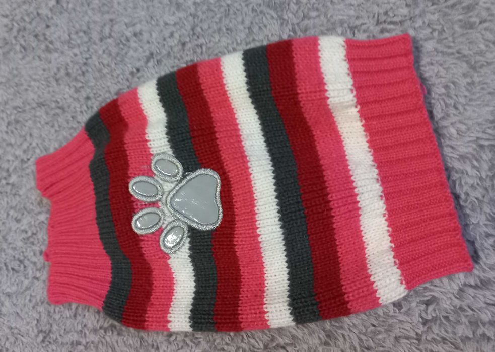 Sweter Sweterek dla psa pies rozmiar XS długość 24 cm