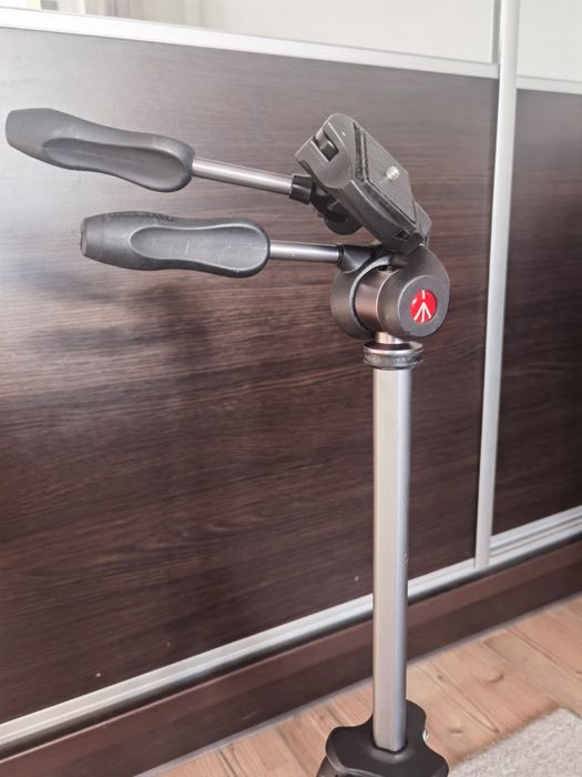 Statyw Manfrotto Compact Advanced