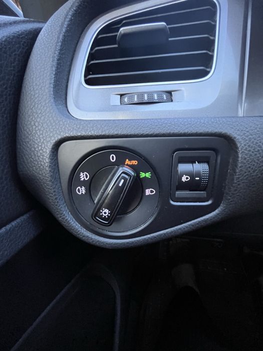 Гольф 7 универсал 1,6 тди