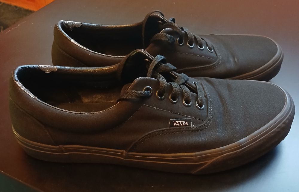buty vans era 42,5