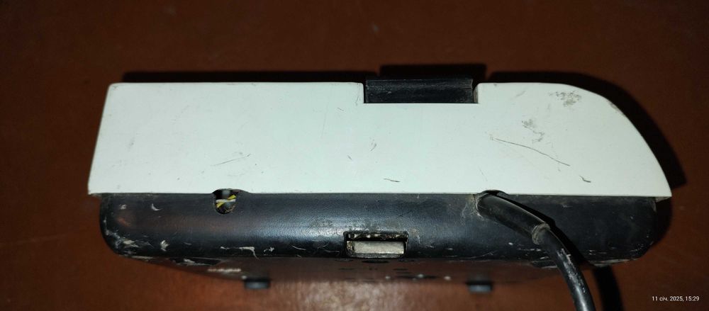 Телефонний апарат АТ-3031 (закритий зв'язок), трофейний.