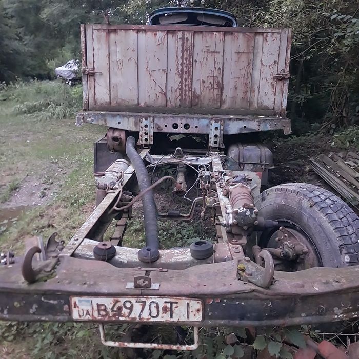 Продам Зіл 130,бортовий.