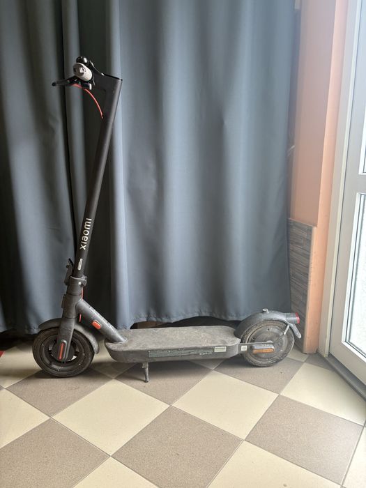 Електросамокат Xiaomi Mi Electric Scooter 4 Pro 2nd Gen