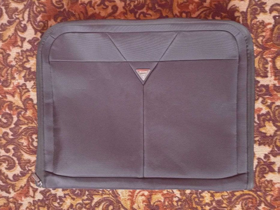 Кофр дорожный сумка чехол для одежды портплед для одежды 50 на 65 см