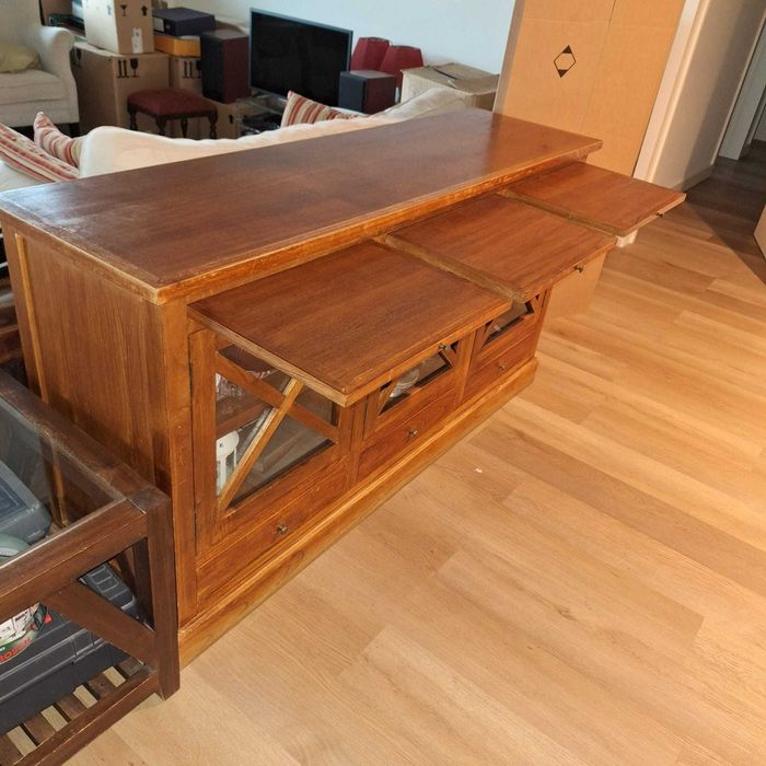 Aparador louceiro em madeira natural - Ótimo estado!