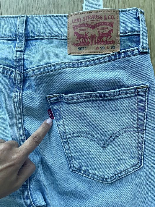 Jeans Levi’s 502 tamanho 29 32