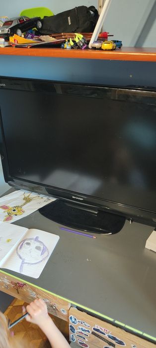 Tv Sharp 32 cale AQUOS z pilotem