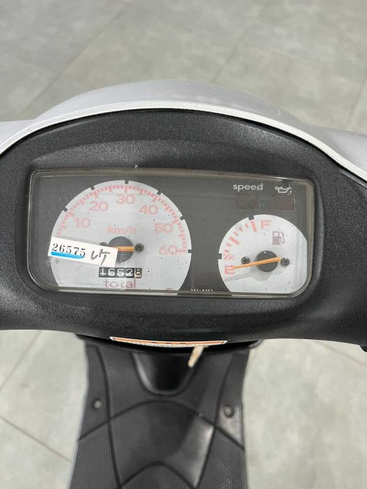 Скутер Suzuki Lets 2