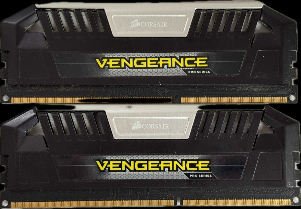 Pamięć RAM DDR3 Corsair Vengeance PRO 2x4GB 8GB 1866MHz