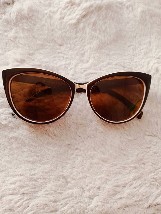 Eleganckie okulary przeciwsłoneczne w kocie oko, cat eye, polaryzacja kat. 3