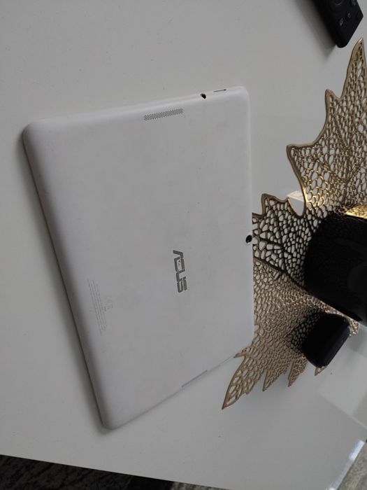 Tablet Asus 10.1 cali wejście na kartę Sim