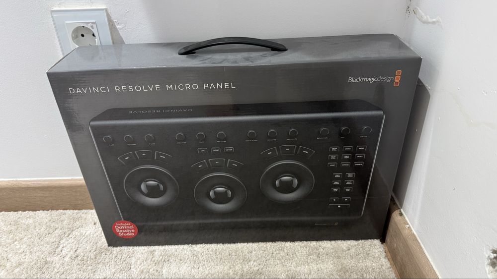 Blackmagic DaVinci Resolve Micro Panel