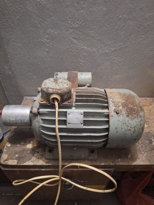 Silnik elektryczny jednofazowy1,1Kw