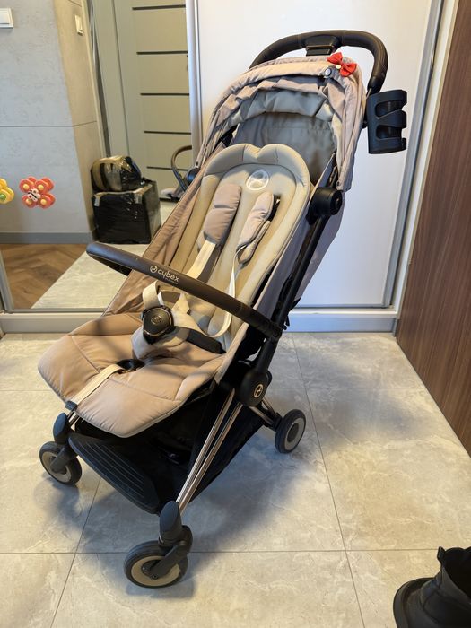 Cybex Coya Cozy Beige Rosegold Frame
