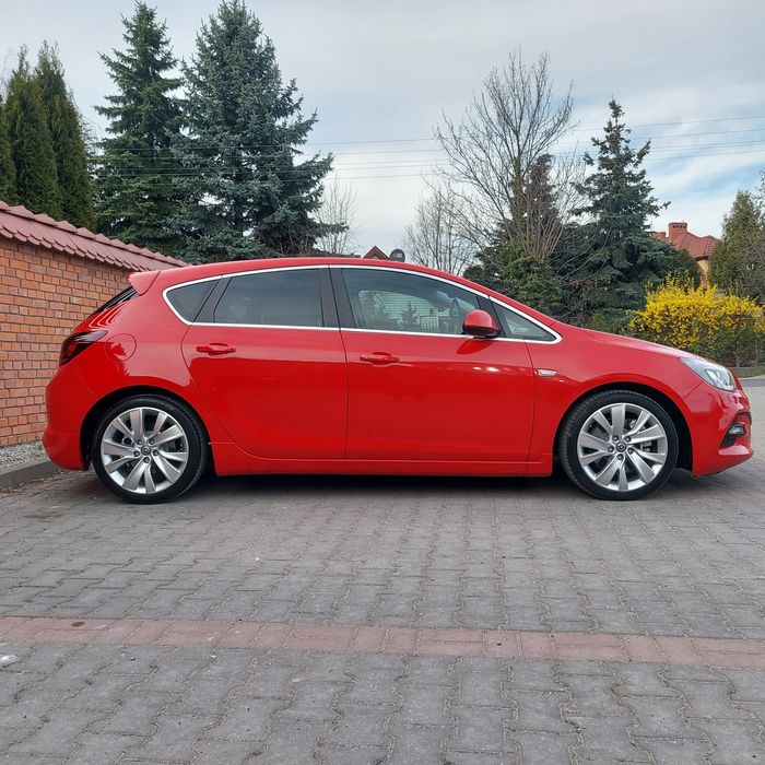 Opel Astra J 2.0 GTC BiTurbo 195km!