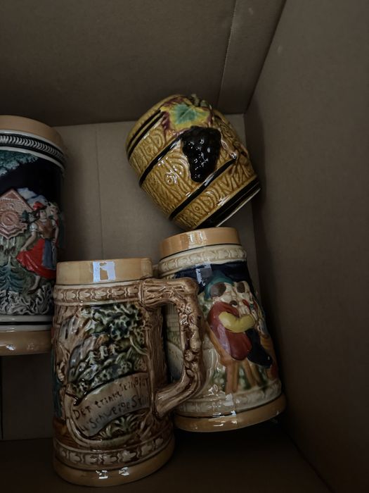 Conjunto de canecas de cerveja tradicionais alemãs em cerâmica