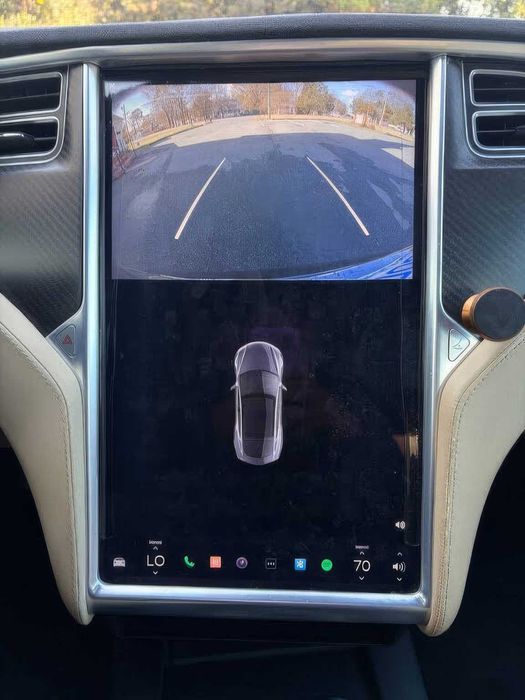 Tesla Model S 75D      2016